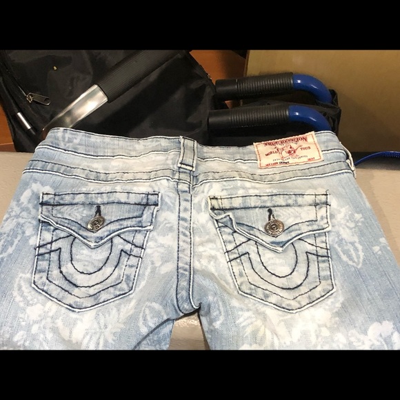 True Religion jeans. Size 26. - Picture 2 of 4
